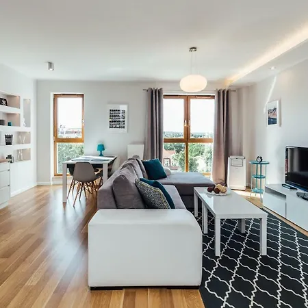 Apartment Qtowers